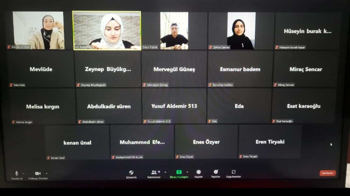 Psk Danışmanımız Büşra UYSAL Mesleki Rehberlik Etkinliği Düzenledi 